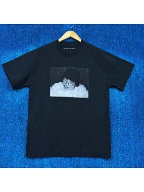 Billie Eilish Bird On A Feather Popstar T-Shirt Size Large